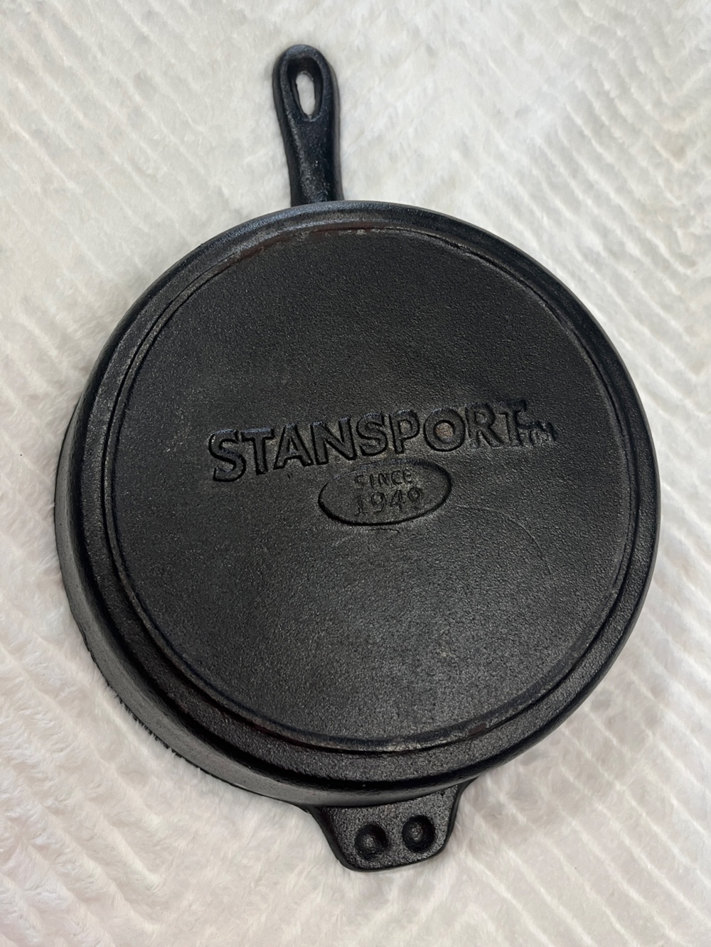 Stansport Cast Iron 10 inch Skillet Pan Pot Dutch Oven